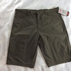 Dickies Men's Dark Green Flat Front Shorts 34 waist NWT #219